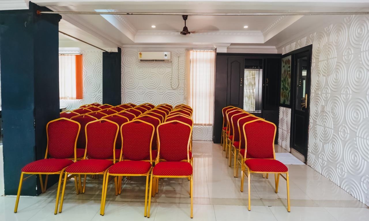 Chothys Park Thiruvananthapuram Exterior photo